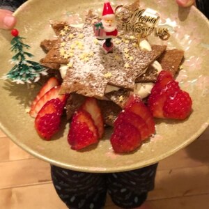 ホットケーキミックスでクリスマスケーキ